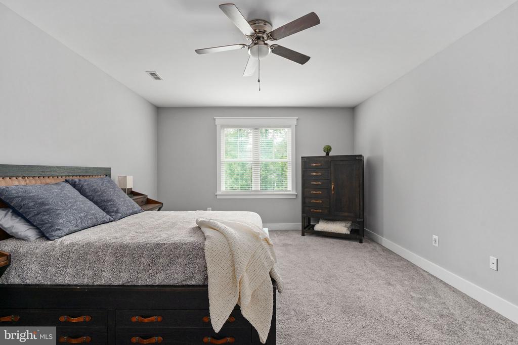 6912 BARCLAY DR, FREDERICKSBURG, Virginia 22407, 5 Bedrooms Bedrooms, ,5 BathroomsBathrooms,Residential,6912 BARCLAY DR,VASP2042998 MLS # VASP2042998