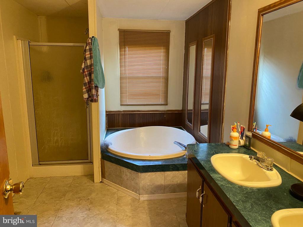 12455 SINGLE OAK RD, FREDERICKSBURG, Virginia 22407, 3 Bedrooms Bedrooms, ,2 BathroomsBathrooms,Residential,12455 SINGLE OAK RD,VASP2043070 MLS # VASP2043070