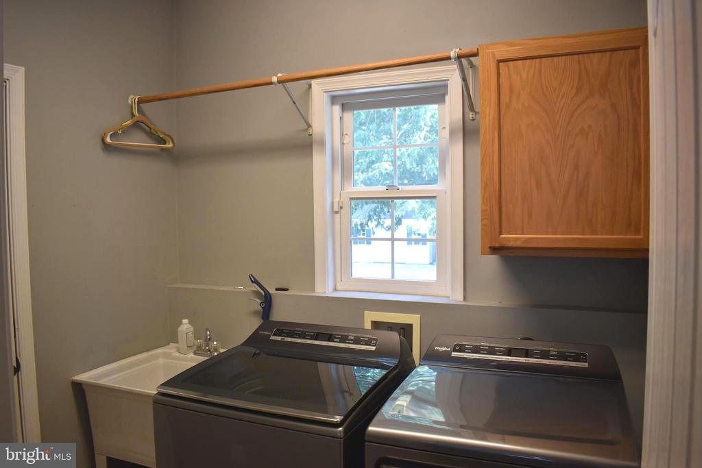 4016 DERBYSHIRE LN, FREDERICKSBURG, Virginia 22408, 5 Bedrooms Bedrooms, ,3 BathroomsBathrooms,Residential,4016 DERBYSHIRE LN,VASP2043266 MLS # VASP2043266 4016 DERBYSHIRE LN, FREDERICKSBURG, Virginia 22408, 5 Bedrooms Bedrooms, ,3 BathroomsBathrooms,Residential,4016 DERBYSHIRE LN,VASP2043266 MLS # VASP2043266