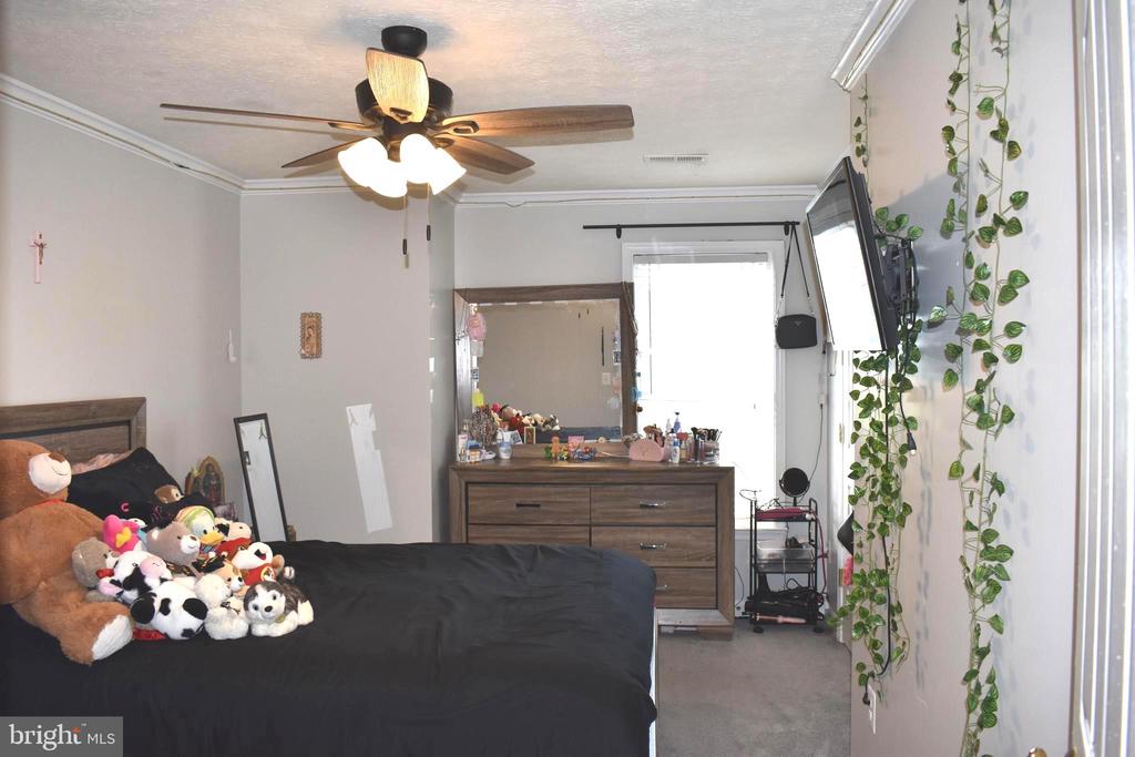 4016 DERBYSHIRE LN, FREDERICKSBURG, Virginia 22408, 5 Bedrooms Bedrooms, ,3 BathroomsBathrooms,Residential,4016 DERBYSHIRE LN,VASP2043266 MLS # VASP2043266 4016 DERBYSHIRE LN, FREDERICKSBURG, Virginia 22408, 5 Bedrooms Bedrooms, ,3 BathroomsBathrooms,Residential,4016 DERBYSHIRE LN,VASP2043266 MLS # VASP2043266