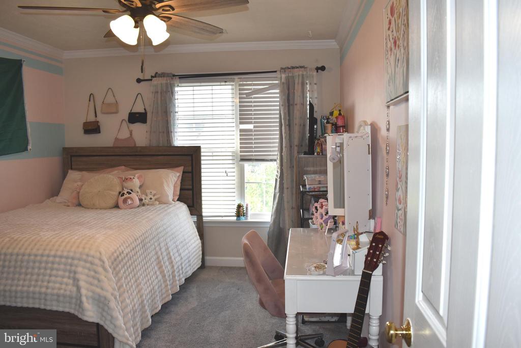 4016 DERBYSHIRE LN, FREDERICKSBURG, Virginia 22408, 5 Bedrooms Bedrooms, ,3 BathroomsBathrooms,Residential,4016 DERBYSHIRE LN,VASP2043266 MLS # VASP2043266 4016 DERBYSHIRE LN, FREDERICKSBURG, Virginia 22408, 5 Bedrooms Bedrooms, ,3 BathroomsBathrooms,Residential,4016 DERBYSHIRE LN,VASP2043266 MLS # VASP2043266