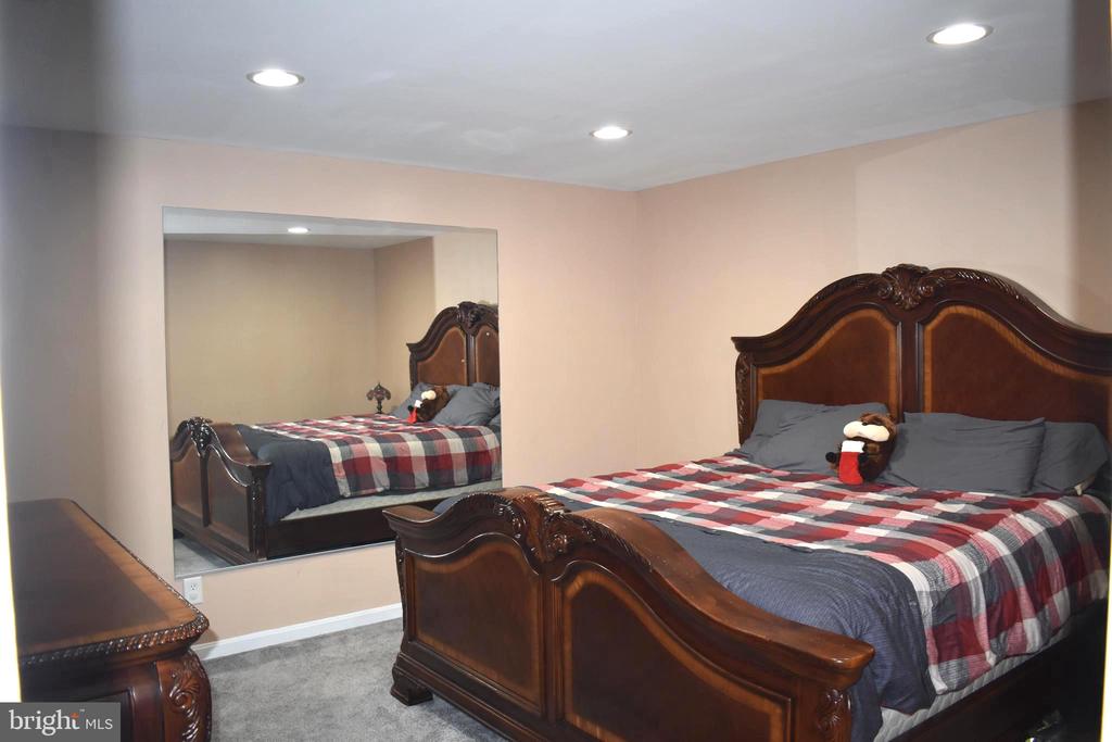 4016 DERBYSHIRE LN, FREDERICKSBURG, Virginia 22408, 5 Bedrooms Bedrooms, ,3 BathroomsBathrooms,Residential,4016 DERBYSHIRE LN,VASP2043266 MLS # VASP2043266 4016 DERBYSHIRE LN, FREDERICKSBURG, Virginia 22408, 5 Bedrooms Bedrooms, ,3 BathroomsBathrooms,Residential,4016 DERBYSHIRE LN,VASP2043266 MLS # VASP2043266