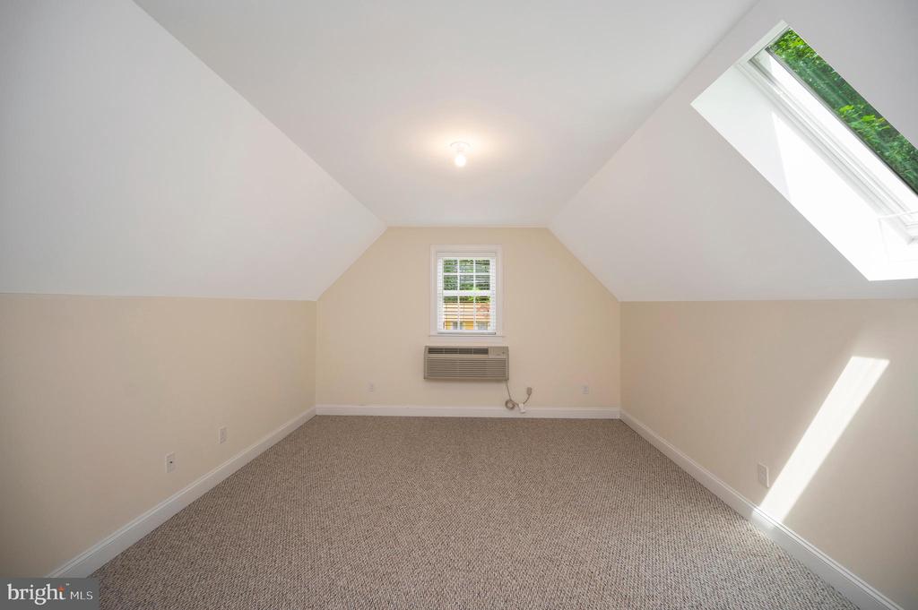106 CLOVERHILL CT, LOCUST GROVE, Virginia 22508, 4 Bedrooms Bedrooms, ,2 BathroomsBathrooms,Residential,106 CLOVERHILL CT,VAOR2014504 MLS # VAOR2014504 106 CLOVERHILL CT, LOCUST GROVE, Virginia 22508, 4 Bedrooms Bedrooms, ,2 BathroomsBathrooms,Residential,106 CLOVERHILL CT,VAOR2014504 MLS # VAOR2014504
