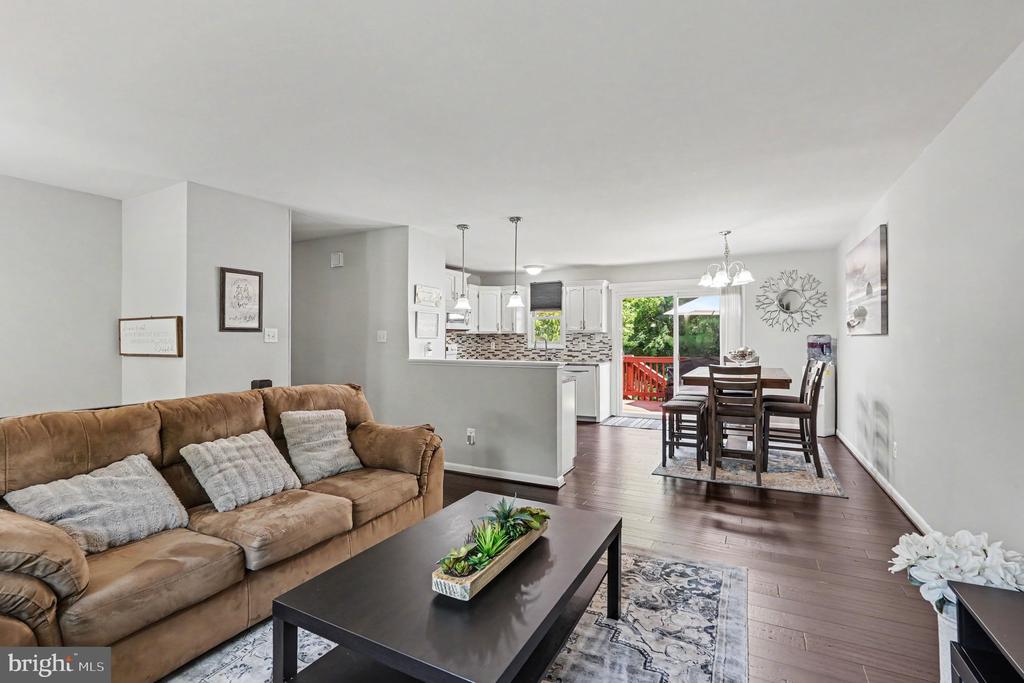 58 C L WALKER BLVD, FREDERICKSBURG, Virginia 22407, 3 Bedrooms Bedrooms, ,2 BathroomsBathrooms,Residential,58 C L WALKER BLVD,VASP2043320 MLS # VASP2043320