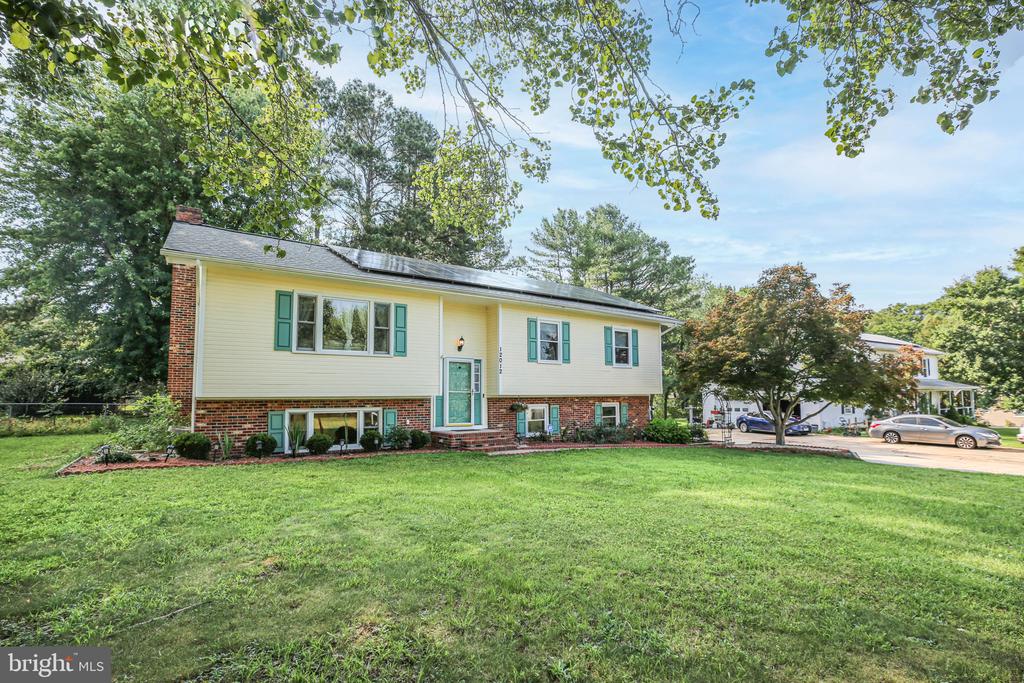 12012 GRANTWOOD DR, FREDERICKSBURG, Virginia 22407, 5 Bedrooms Bedrooms, ,3 BathroomsBathrooms,Residential,12012 GRANTWOOD DR,VASP2043348 MLS # VASP2043348 12012 GRANTWOOD DR, FREDERICKSBURG, Virginia 22407, 5 Bedrooms Bedrooms, ,3 BathroomsBathrooms,Residential,12012 GRANTWOOD DR,VASP2043348 MLS # VASP2043348