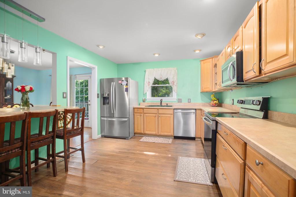 12012 GRANTWOOD DR, FREDERICKSBURG, Virginia 22407, 5 Bedrooms Bedrooms, ,3 BathroomsBathrooms,Residential,12012 GRANTWOOD DR,VASP2043348 MLS # VASP2043348 12012 GRANTWOOD DR, FREDERICKSBURG, Virginia 22407, 5 Bedrooms Bedrooms, ,3 BathroomsBathrooms,Residential,12012 GRANTWOOD DR,VASP2043348 MLS # VASP2043348