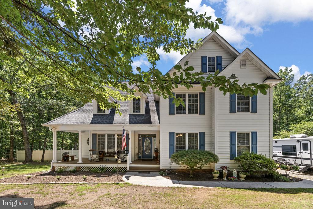 621 RIDGEMONT DR, LOUISA, Virginia 23093, 5 Bedrooms Bedrooms, ,2 BathroomsBathrooms,Residential,621 RIDGEMONT DR,VALA2010174 MLS # VALA2010174 621 RIDGEMONT DR, LOUISA, Virginia 23093, 5 Bedrooms Bedrooms, ,2 BathroomsBathrooms,Residential,621 RIDGEMONT DR,VALA2010174 MLS # VALA2010174