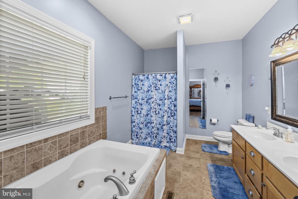621 RIDGEMONT DR, LOUISA, Virginia 23093, 5 Bedrooms Bedrooms, ,2 BathroomsBathrooms,Residential,621 RIDGEMONT DR,VALA2010174 MLS # VALA2010174 621 RIDGEMONT DR, LOUISA, Virginia 23093, 5 Bedrooms Bedrooms, ,2 BathroomsBathrooms,Residential,621 RIDGEMONT DR,VALA2010174 MLS # VALA2010174