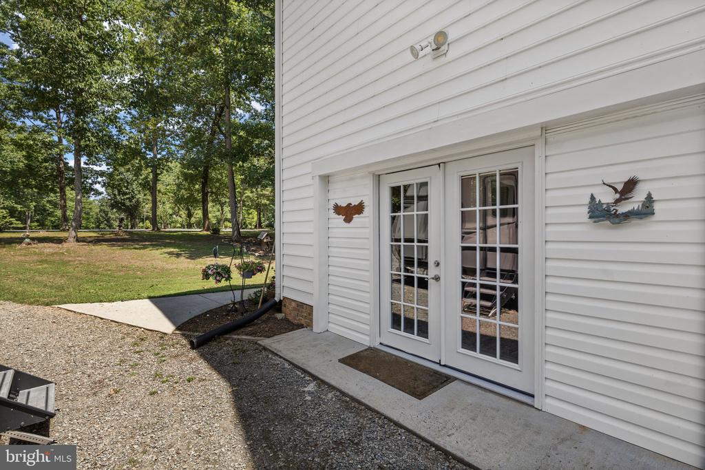 621 RIDGEMONT DR, LOUISA, Virginia 23093, 5 Bedrooms Bedrooms, ,2 BathroomsBathrooms,Residential,621 RIDGEMONT DR,VALA2010174 MLS # VALA2010174 621 RIDGEMONT DR, LOUISA, Virginia 23093, 5 Bedrooms Bedrooms, ,2 BathroomsBathrooms,Residential,621 RIDGEMONT DR,VALA2010174 MLS # VALA2010174
