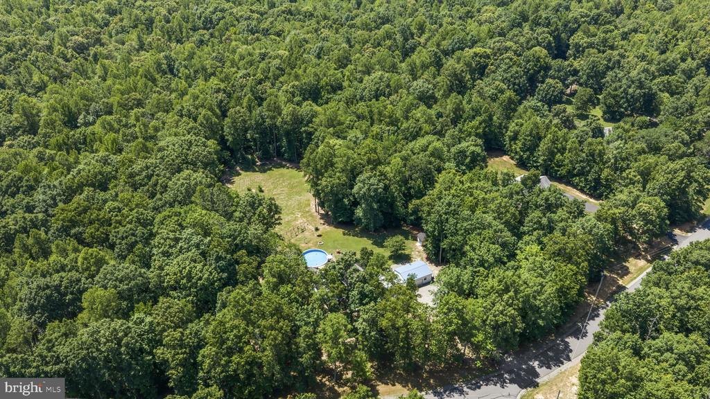 621 RIDGEMONT DR, LOUISA, Virginia 23093, 5 Bedrooms Bedrooms, ,2 BathroomsBathrooms,Residential,621 RIDGEMONT DR,VALA2010174 MLS # VALA2010174 621 RIDGEMONT DR, LOUISA, Virginia 23093, 5 Bedrooms Bedrooms, ,2 BathroomsBathrooms,Residential,621 RIDGEMONT DR,VALA2010174 MLS # VALA2010174