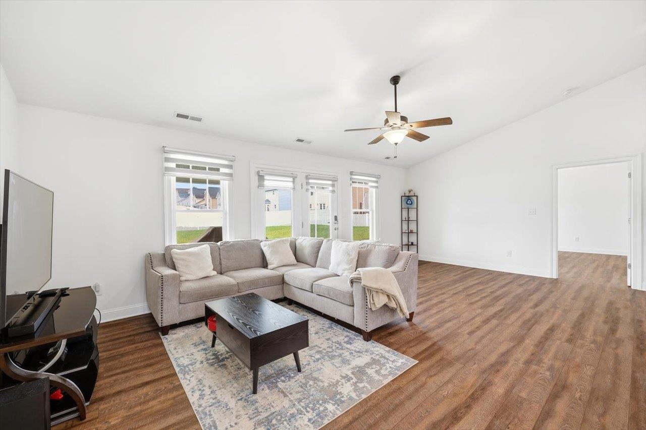 101 EVERSHIRE ST, WAYNESBORO, Virginia 22980, 4 Bedrooms Bedrooms, ,2 BathroomsBathrooms,Residential,101 EVERSHIRE ST,679029 MLS # 679029