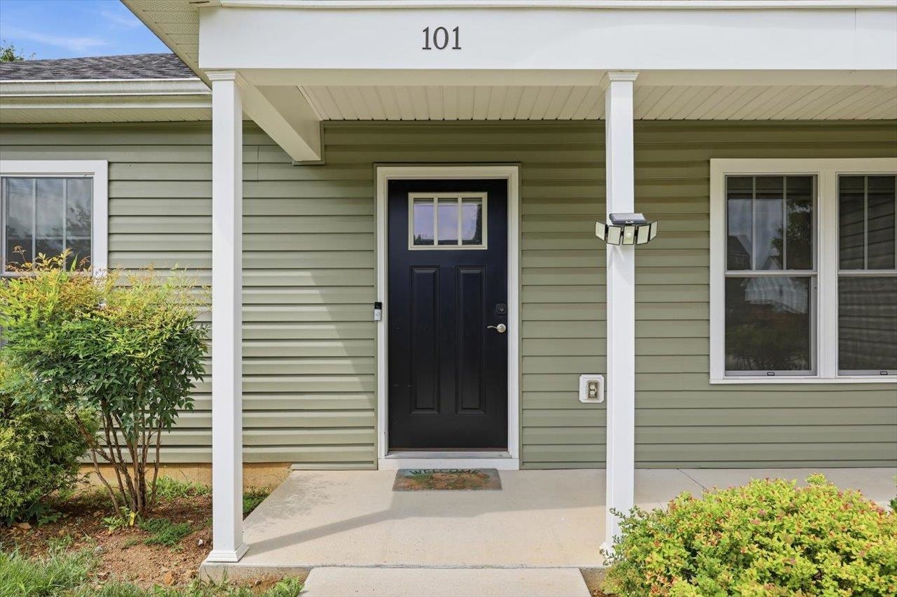 101 EVERSHIRE ST, WAYNESBORO, Virginia 22980, 4 Bedrooms Bedrooms, ,2 BathroomsBathrooms,Residential,101 EVERSHIRE ST,679029 MLS # 679029