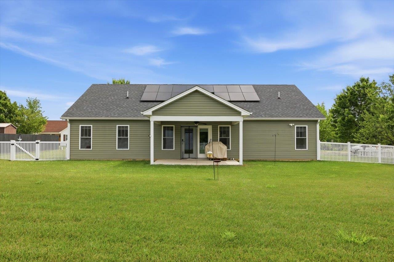101 EVERSHIRE ST, WAYNESBORO, Virginia 22980, 4 Bedrooms Bedrooms, ,2 BathroomsBathrooms,Residential,101 EVERSHIRE ST,679029 MLS # 679029