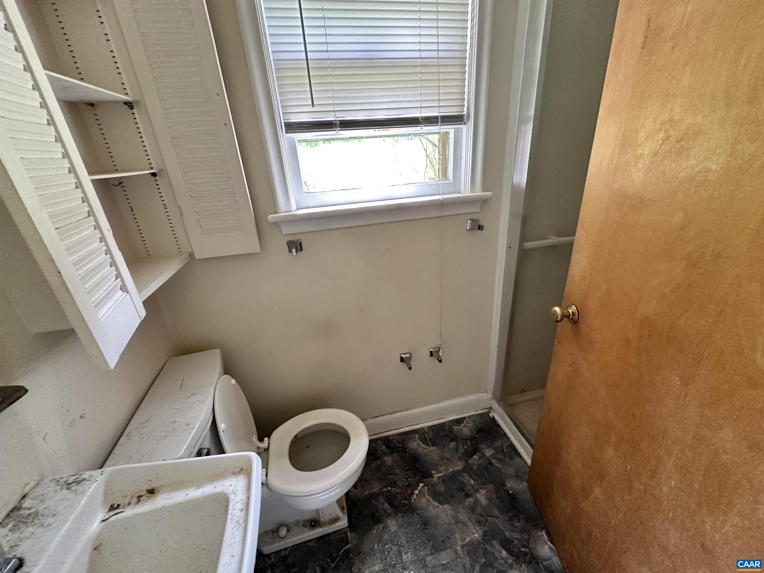 912 SAINT CHARLES AVE, CHARLOTTESVILLE, Virginia 22901, 5 Bedrooms Bedrooms, ,3 BathroomsBathrooms,Residential,912 SAINT CHARLES AVE,679032 MLS # 679032