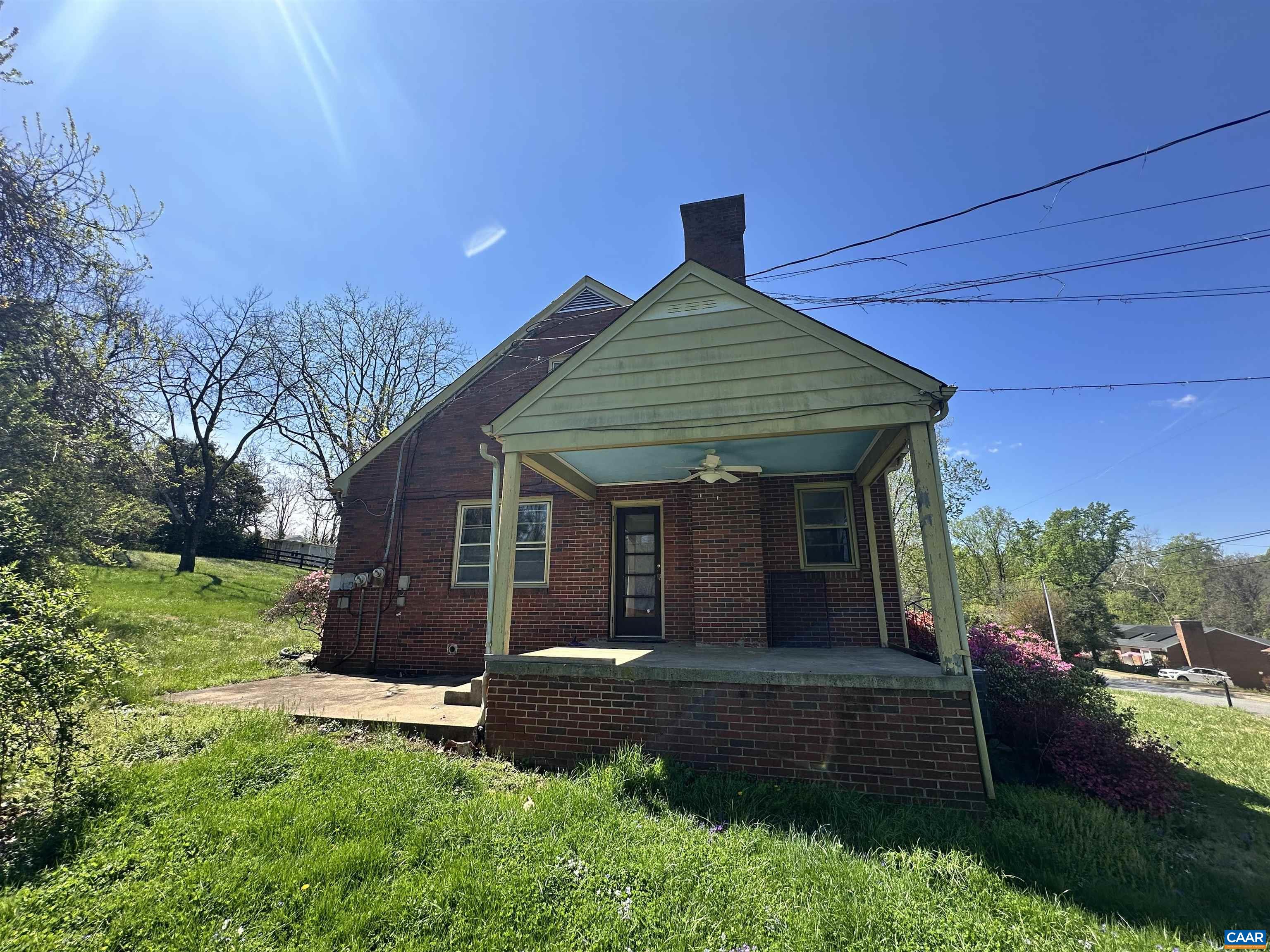 912 SAINT CHARLES AVE, CHARLOTTESVILLE, Virginia 22901, 5 Bedrooms Bedrooms, ,3 BathroomsBathrooms,Residential,912 SAINT CHARLES AVE,679032 MLS # 679032