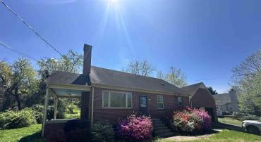 912 SAINT CHARLES AVE, CHARLOTTESVILLE, Virginia 22901, 5 Bedrooms Bedrooms, ,3 BathroomsBathrooms,Residential,912 SAINT CHARLES AVE,679032 MLS # 679032
