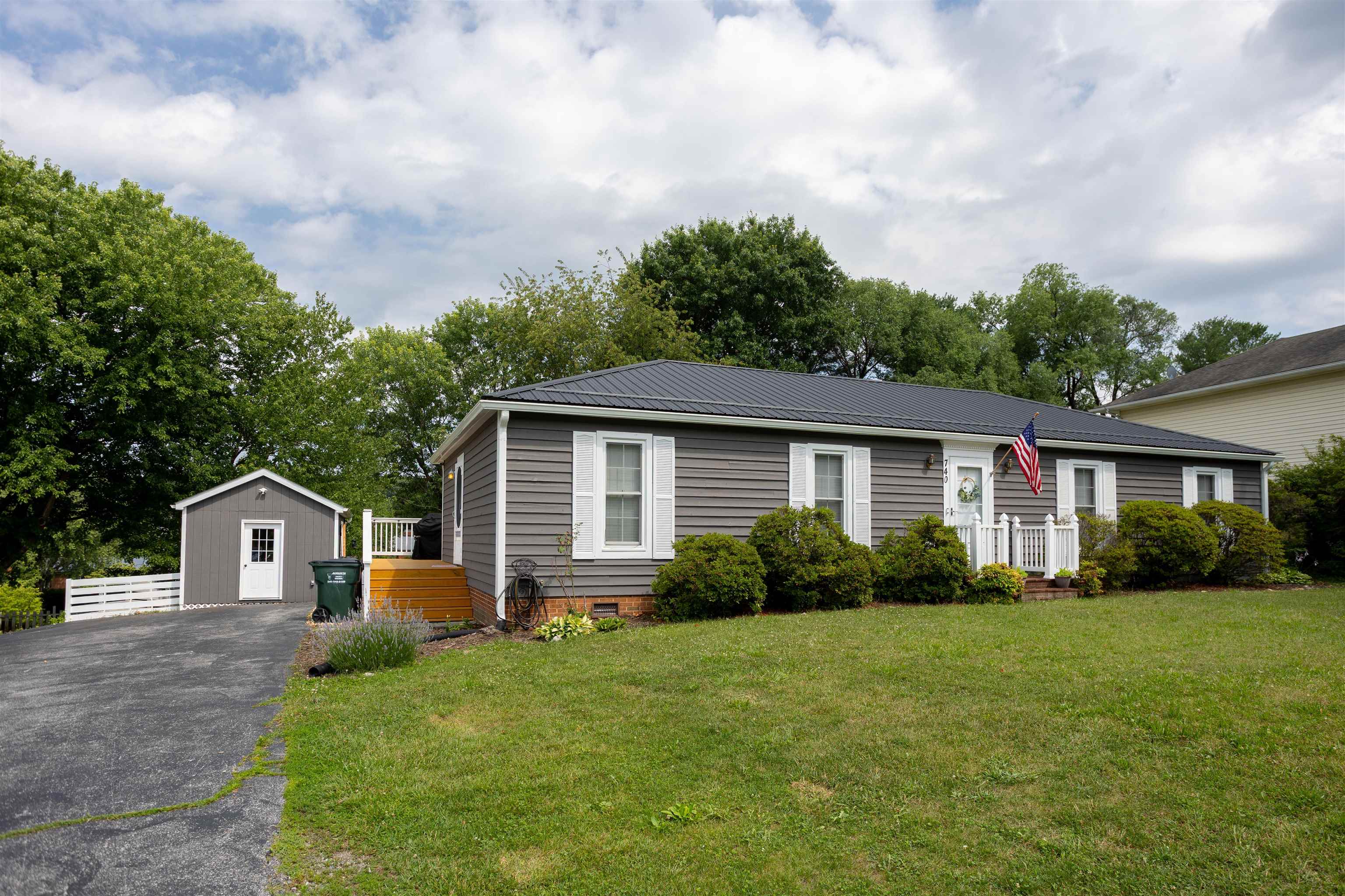 740 OLD GREENVILLE RD, STAUNTON, Virginia 24401, 3 Bedrooms Bedrooms, ,2 BathroomsBathrooms,Residential,740 OLD GREENVILLE RD,679044 MLS # 679044 740 OLD GREENVILLE RD, STAUNTON, Virginia 24401, 3 Bedrooms Bedrooms, ,2 BathroomsBathrooms,Residential,740 OLD GREENVILLE RD,679044 MLS # 679044