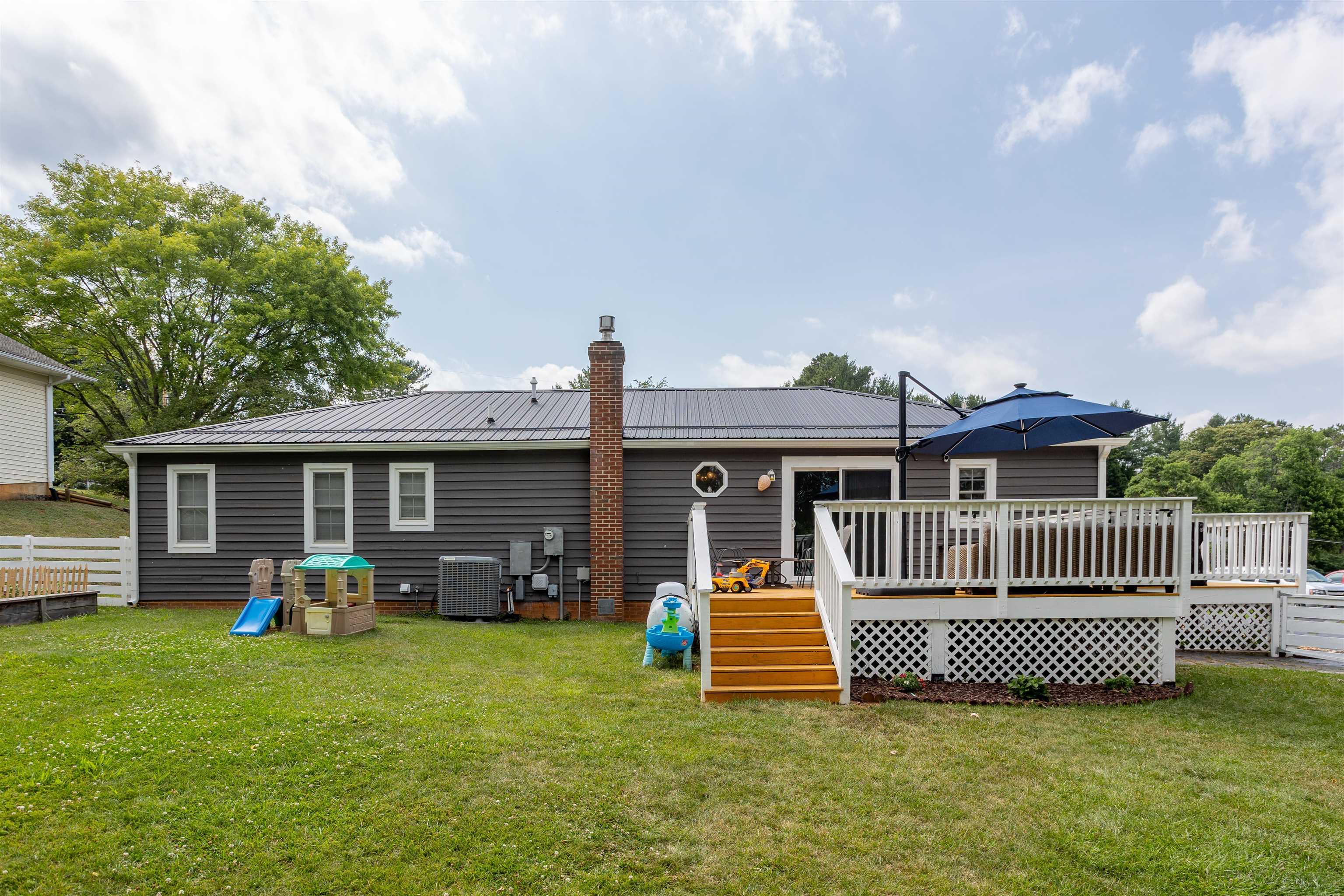 740 OLD GREENVILLE RD, STAUNTON, Virginia 24401, 3 Bedrooms Bedrooms, ,2 BathroomsBathrooms,Residential,740 OLD GREENVILLE RD,679044 MLS # 679044 740 OLD GREENVILLE RD, STAUNTON, Virginia 24401, 3 Bedrooms Bedrooms, ,2 BathroomsBathrooms,Residential,740 OLD GREENVILLE RD,679044 MLS # 679044