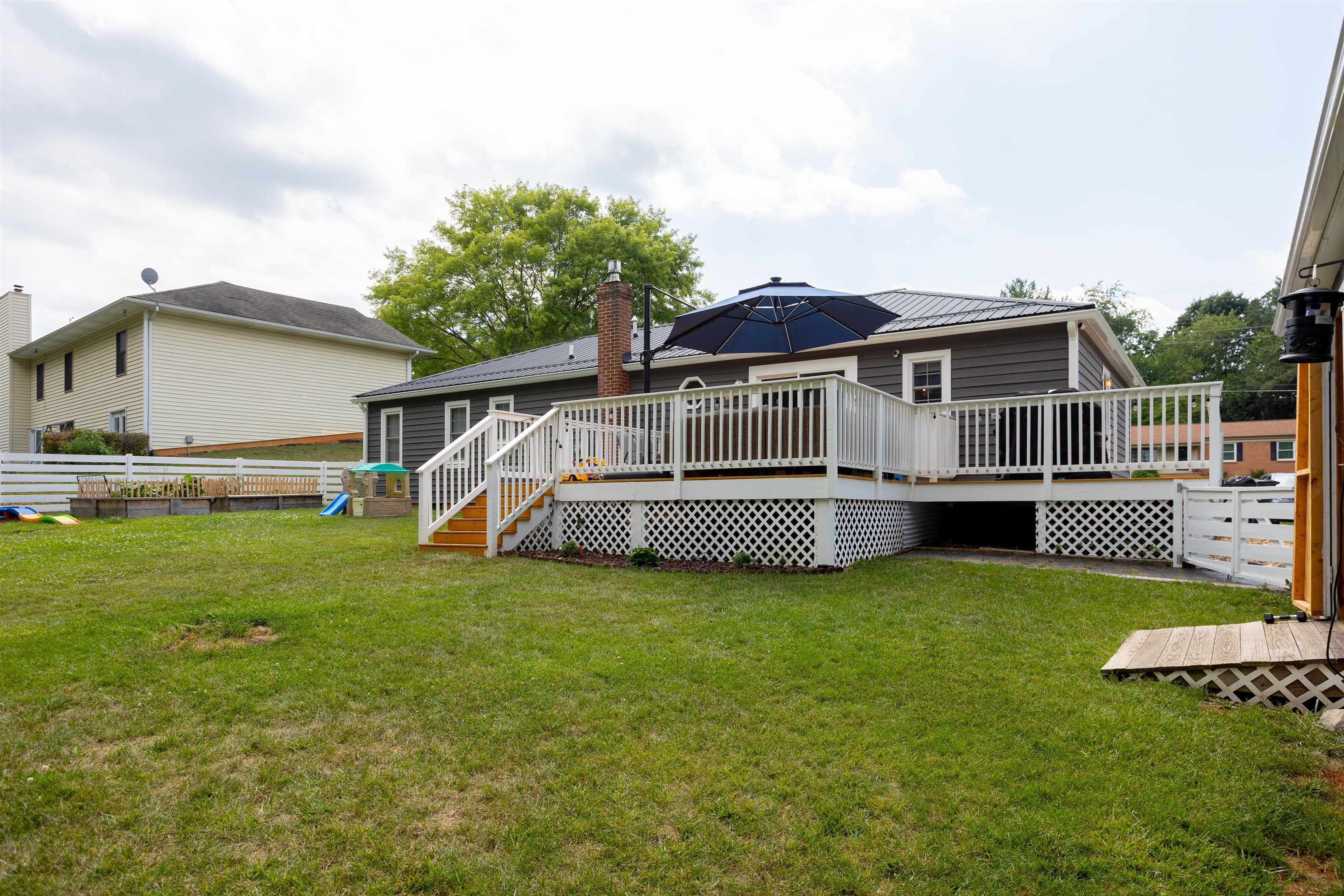 740 OLD GREENVILLE RD, STAUNTON, Virginia 24401, 3 Bedrooms Bedrooms, ,2 BathroomsBathrooms,Residential,740 OLD GREENVILLE RD,679044 MLS # 679044 740 OLD GREENVILLE RD, STAUNTON, Virginia 24401, 3 Bedrooms Bedrooms, ,2 BathroomsBathrooms,Residential,740 OLD GREENVILLE RD,679044 MLS # 679044
