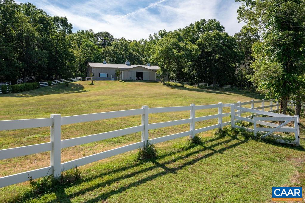 2646 FRAYS MILL RD, CHARLOTTESVILLE, Virginia 22968, 3 Bedrooms Bedrooms, ,3 BathroomsBathrooms,Residential,Spring Hill Farm,2646 FRAYS MILL RD,678946 MLS # 678946