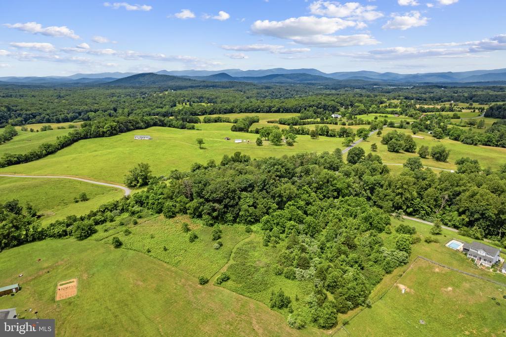 33 DOCS RD, CULPEPER, Virginia 22701, ,Land,33 DOCS RD,VACU2014256 MLS # VACU2014256