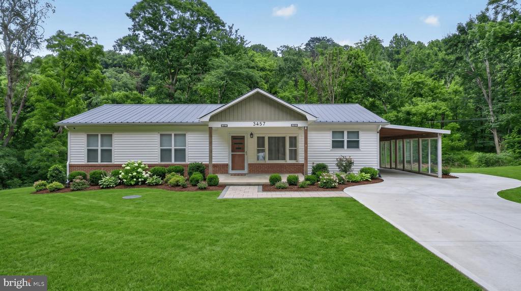3457 LUCAS HOLLOW RD, STANLEY, Virginia 22851, 4 Bedrooms Bedrooms, ,2 BathroomsBathrooms,Residential,3457 LUCAS HOLLOW RD,VAPA2006596 MLS # VAPA2006596