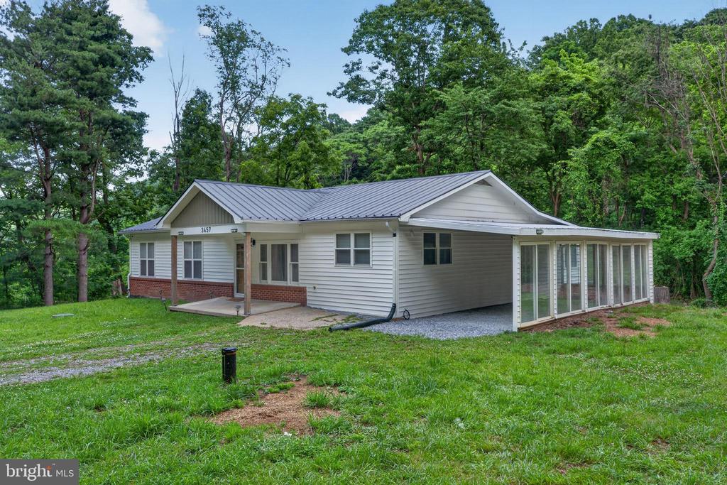 3457 LUCAS HOLLOW RD, STANLEY, Virginia 22851, 4 Bedrooms Bedrooms, ,2 BathroomsBathrooms,Residential,3457 LUCAS HOLLOW RD,VAPA2006596 MLS # VAPA2006596