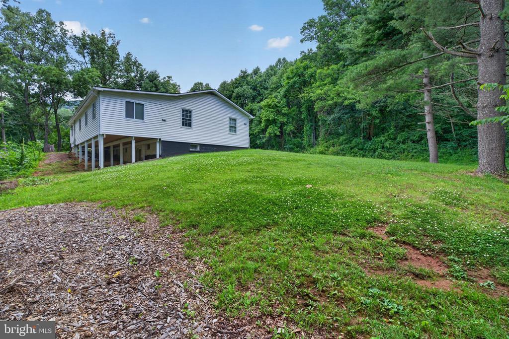 3457 LUCAS HOLLOW RD, STANLEY, Virginia 22851, 4 Bedrooms Bedrooms, ,2 BathroomsBathrooms,Residential,3457 LUCAS HOLLOW RD,VAPA2006596 MLS # VAPA2006596
