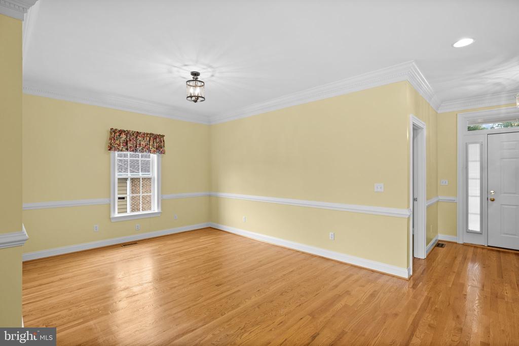 621 COUNTRY CLUB RD, CULPEPER, Virginia 22701, 3 Bedrooms Bedrooms, ,2 BathroomsBathrooms,Residential,621 COUNTRY CLUB RD,VACU2014186 MLS # VACU2014186