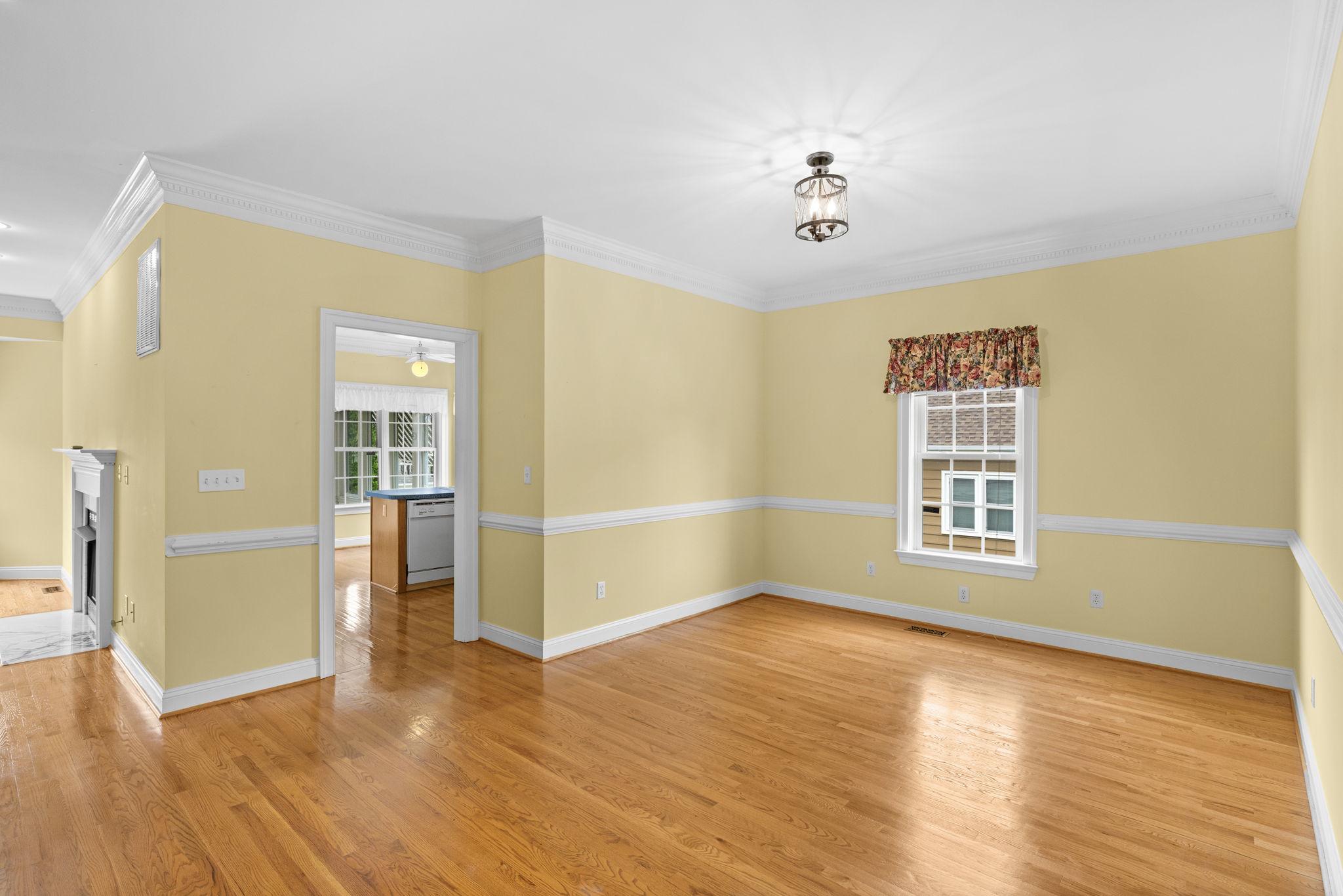 621 COUNTRY CLUB RD, CULPEPER, Virginia 22701, 3 Bedrooms Bedrooms, ,2 BathroomsBathrooms,Residential,621 COUNTRY CLUB RD,VACU2014186 MLS # VACU2014186