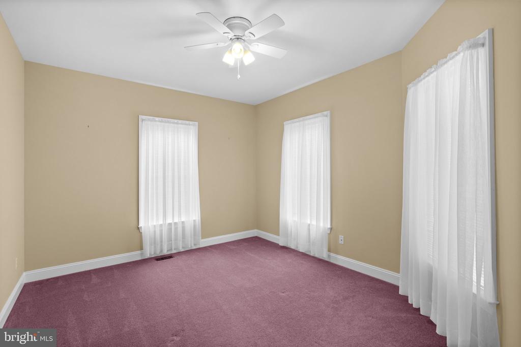 621 COUNTRY CLUB RD, CULPEPER, Virginia 22701, 3 Bedrooms Bedrooms, ,2 BathroomsBathrooms,Residential,621 COUNTRY CLUB RD,VACU2014186 MLS # VACU2014186