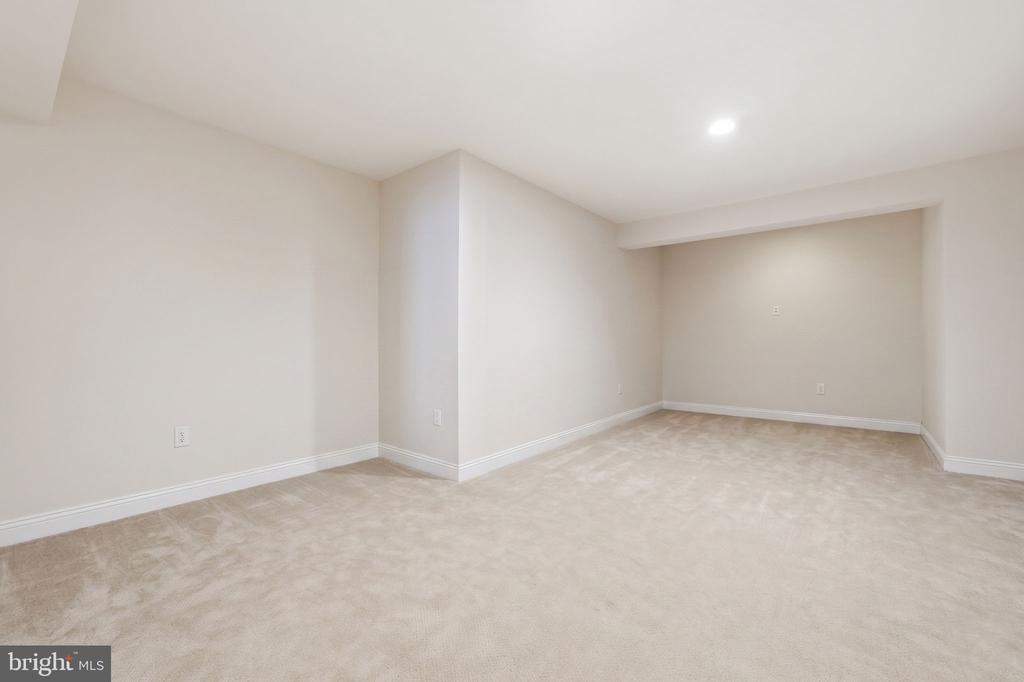 11428 OSPREY TRAIL, SPOTSYLVANIA, Virginia 22551, 3 Bedrooms Bedrooms, ,3 BathroomsBathrooms,Residential,11428 OSPREY TRAIL,VASP2043350 MLS # VASP2043350
