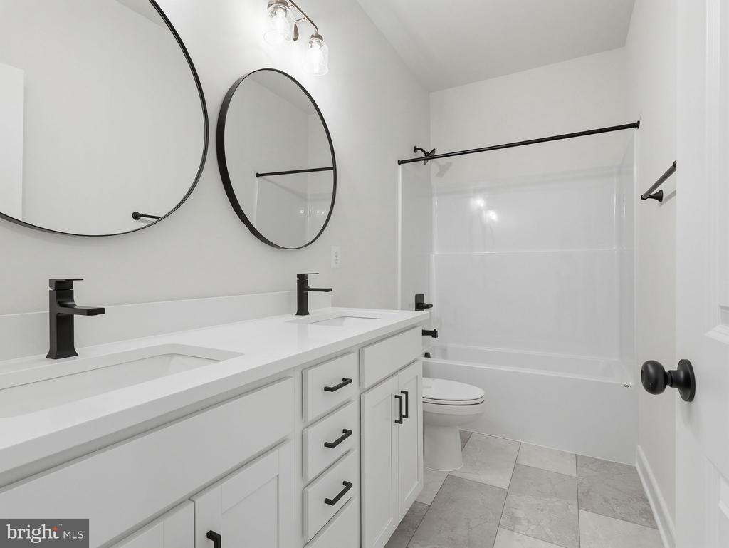 184 ANNA COVES CT, MINERAL, Virginia 23117, 3 Bedrooms Bedrooms, ,2 BathroomsBathrooms,Residential,184 ANNA COVES CT,VALA2010158 MLS # VALA2010158