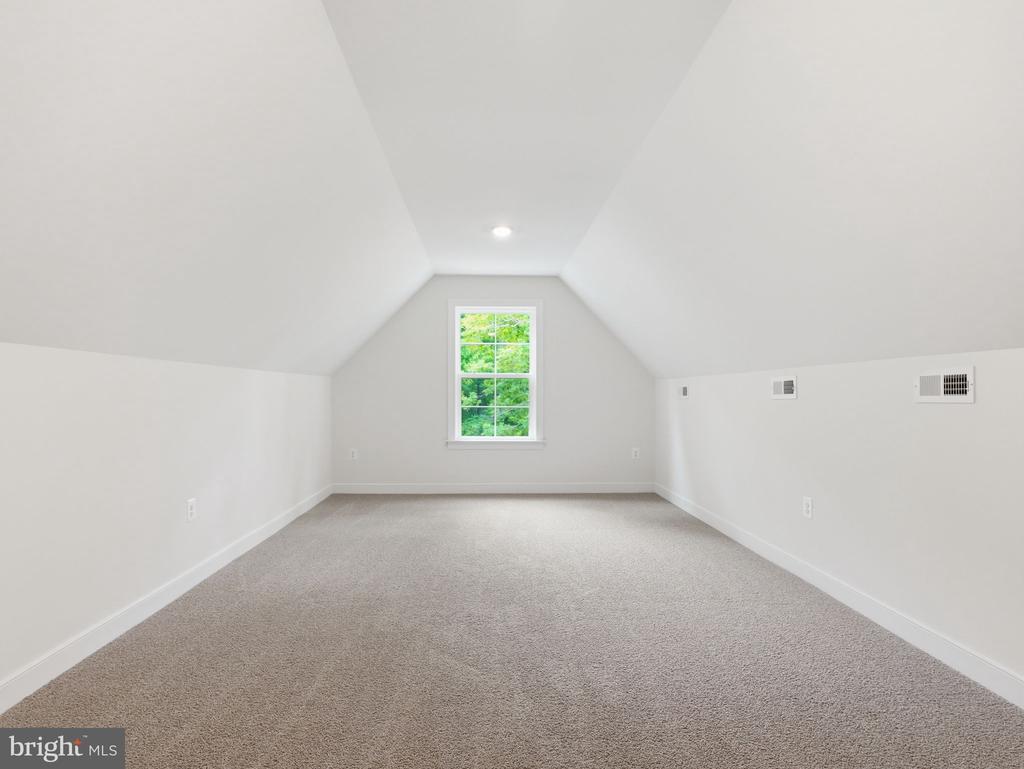 184 ANNA COVES CT, MINERAL, Virginia 23117, 3 Bedrooms Bedrooms, ,2 BathroomsBathrooms,Residential,184 ANNA COVES CT,VALA2010158 MLS # VALA2010158