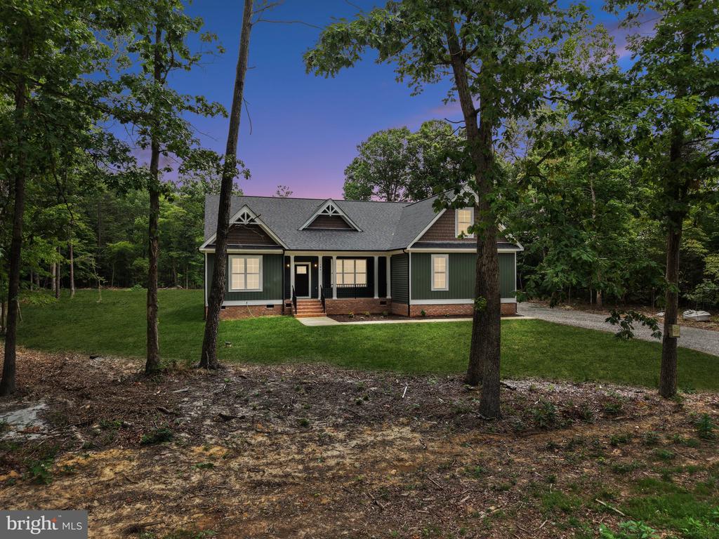 184 ANNA COVES CT, MINERAL, Virginia 23117, 3 Bedrooms Bedrooms, ,2 BathroomsBathrooms,Residential,184 ANNA COVES CT,VALA2010158 MLS # VALA2010158