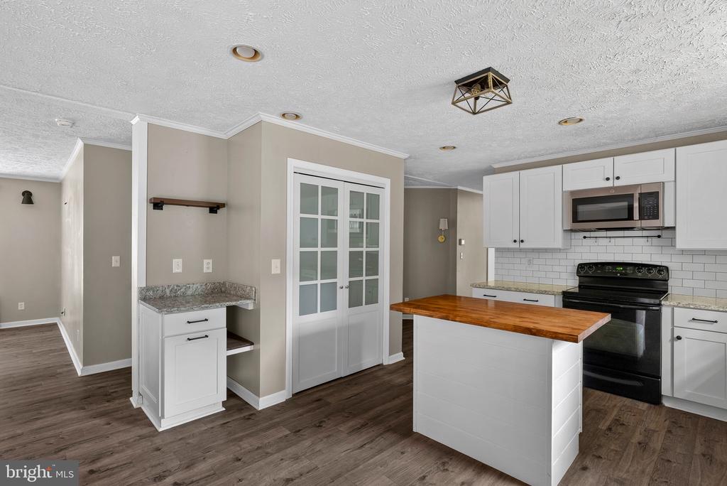 4106 S SPOTSWOOD TRL, GORDONSVILLE, Virginia 22942, 3 Bedrooms Bedrooms, ,2 BathroomsBathrooms,Residential,4106 S SPOTSWOOD TRL,VALA2010182 MLS # VALA2010182