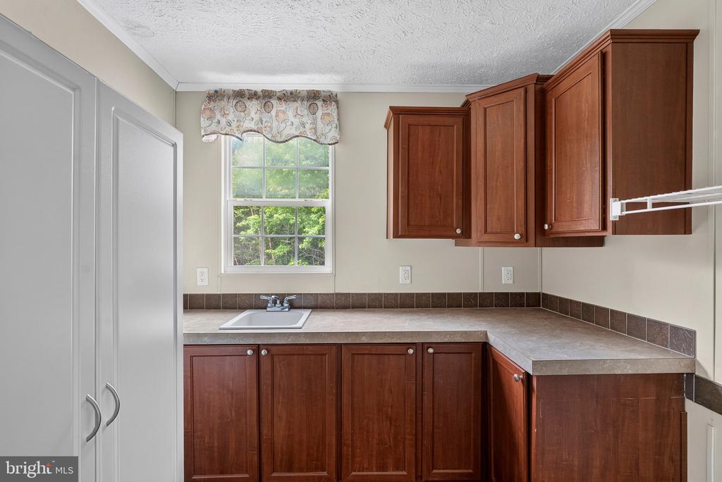 4106 S SPOTSWOOD TRL, GORDONSVILLE, Virginia 22942, 3 Bedrooms Bedrooms, ,2 BathroomsBathrooms,Residential,4106 S SPOTSWOOD TRL,VALA2010182 MLS # VALA2010182