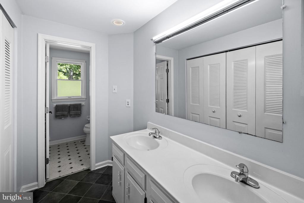 15214 SPOTSWOOD FURNACE RD, FREDERICKSBURG, Virginia 22407, 5 Bedrooms Bedrooms, ,2 BathroomsBathrooms,Residential,15214 SPOTSWOOD FURNACE RD,VASP2043084 MLS # VASP2043084