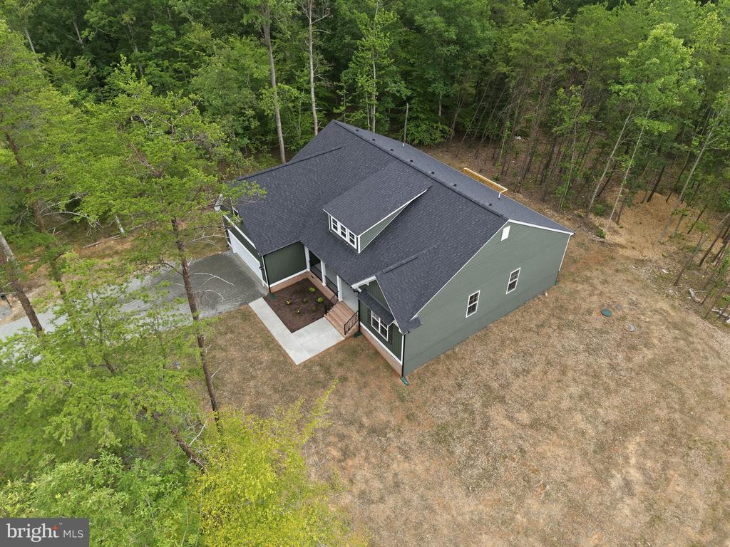 184 DICKINSON DR, MINERAL, Virginia 23117, 3 Bedrooms Bedrooms, ,2 BathroomsBathrooms,Residential,184 DICKINSON DR,VALA2010166 MLS # VALA2010166
