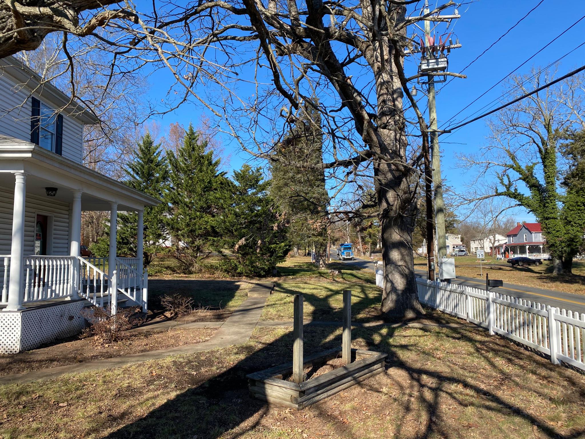 9292 OLD DUMFRIES RD, CATLETT, Virginia 20119, 5 Bedrooms Bedrooms, ,3 BathroomsBathrooms,Residential,9292 OLD DUMFRIES RD,VAFQ2022894 MLS # VAFQ2022894