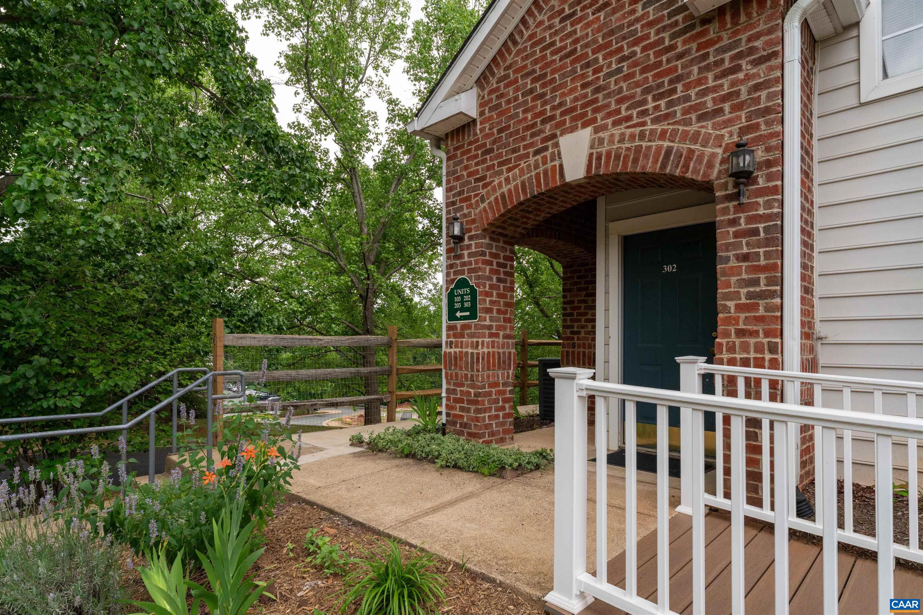 1055 WEYBRIDGE CT, CHARLOTTESVILLE, Virginia 22911, 2 Bedrooms Bedrooms, ,2 BathroomsBathrooms,Residential,The Madison at Carriage Hill,1055 WEYBRIDGE CT,679051 MLS # 679051