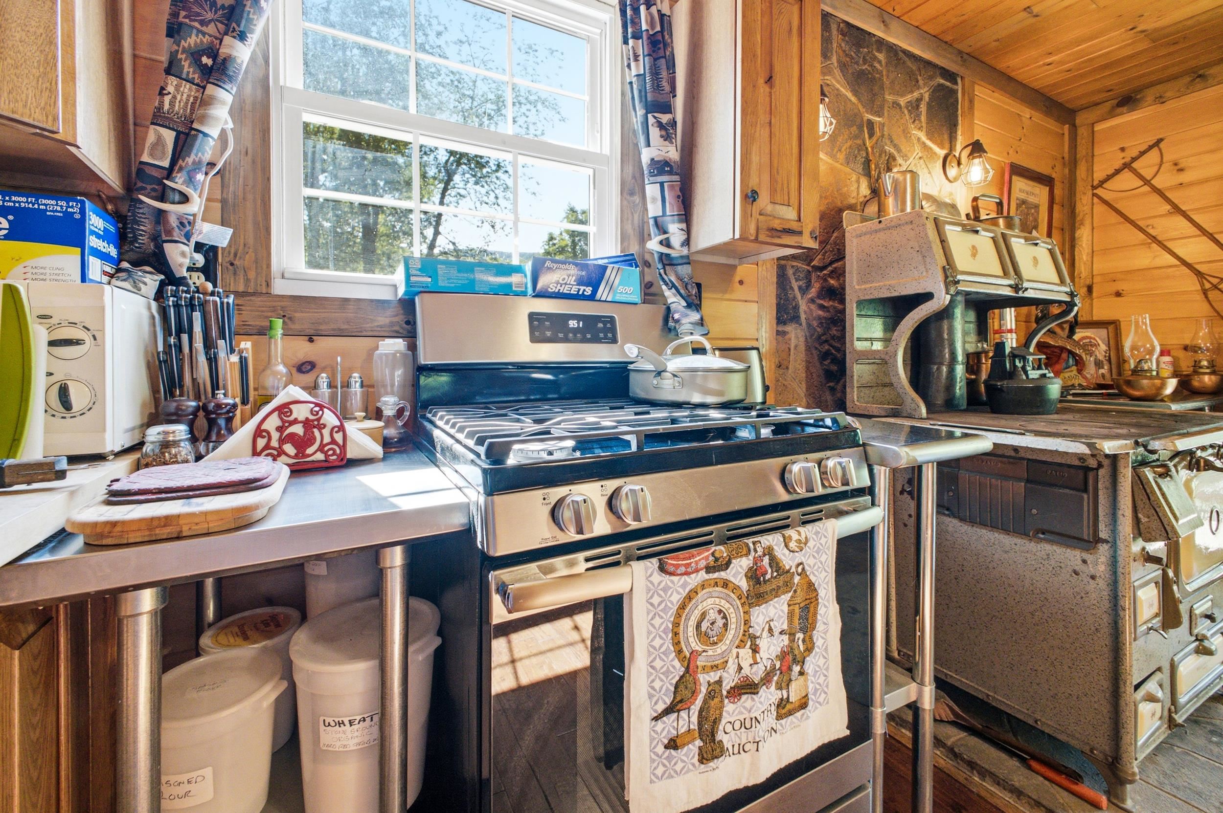 5855 JOLLETT RD, ELKTON, Virginia 22827, 1 Bedroom Bedrooms, ,1 BathroomBathrooms,Residential,5855 JOLLETT RD,679053 MLS # 679053 5855 JOLLETT RD, ELKTON, Virginia 22827, 1 Bedroom Bedrooms, ,1 BathroomBathrooms,Residential,5855 JOLLETT RD,679053 MLS # 679053