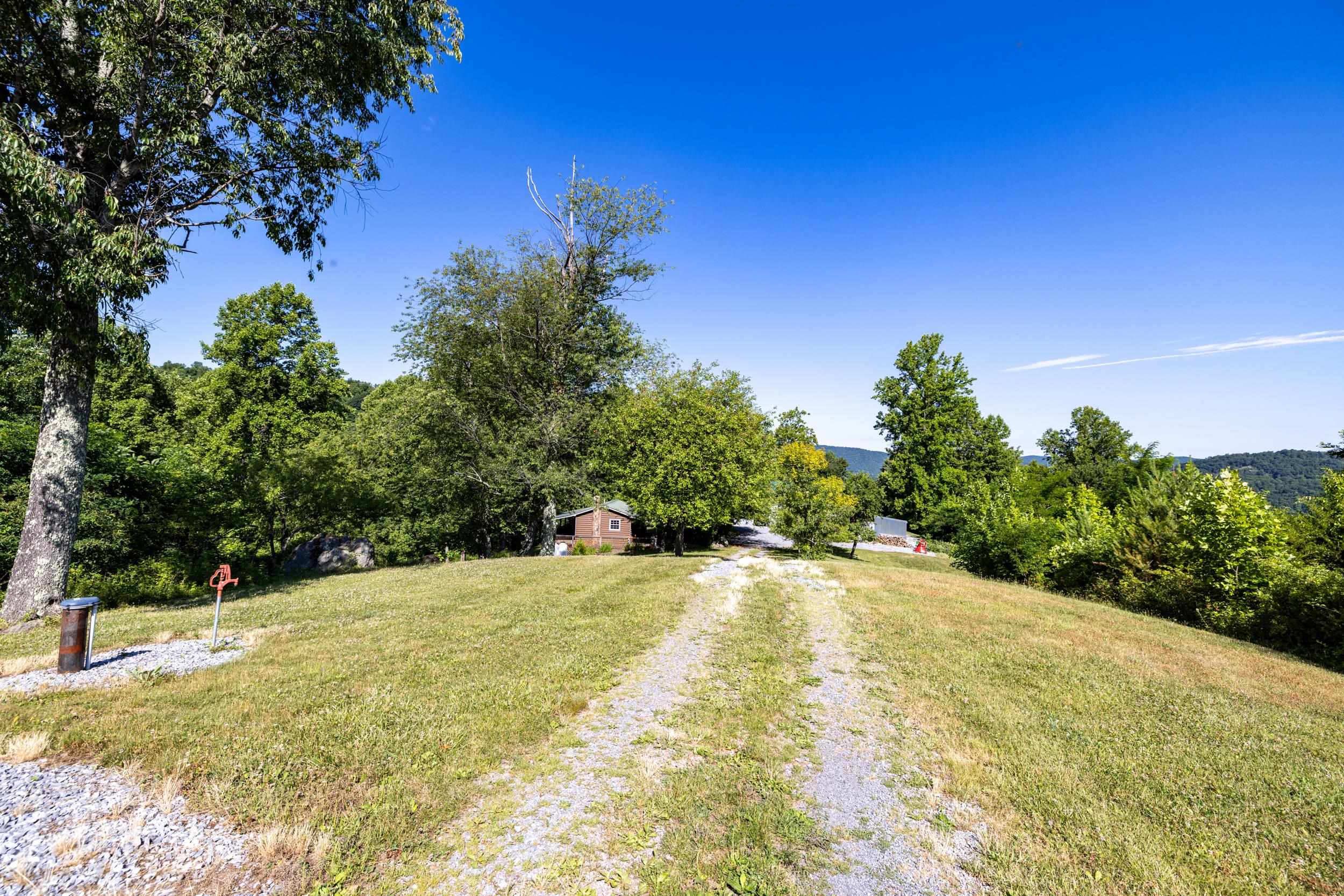 5855 JOLLETT RD, ELKTON, Virginia 22827, 1 Bedroom Bedrooms, ,1 BathroomBathrooms,Residential,5855 JOLLETT RD,679053 MLS # 679053 5855 JOLLETT RD, ELKTON, Virginia 22827, 1 Bedroom Bedrooms, ,1 BathroomBathrooms,Residential,5855 JOLLETT RD,679053 MLS # 679053