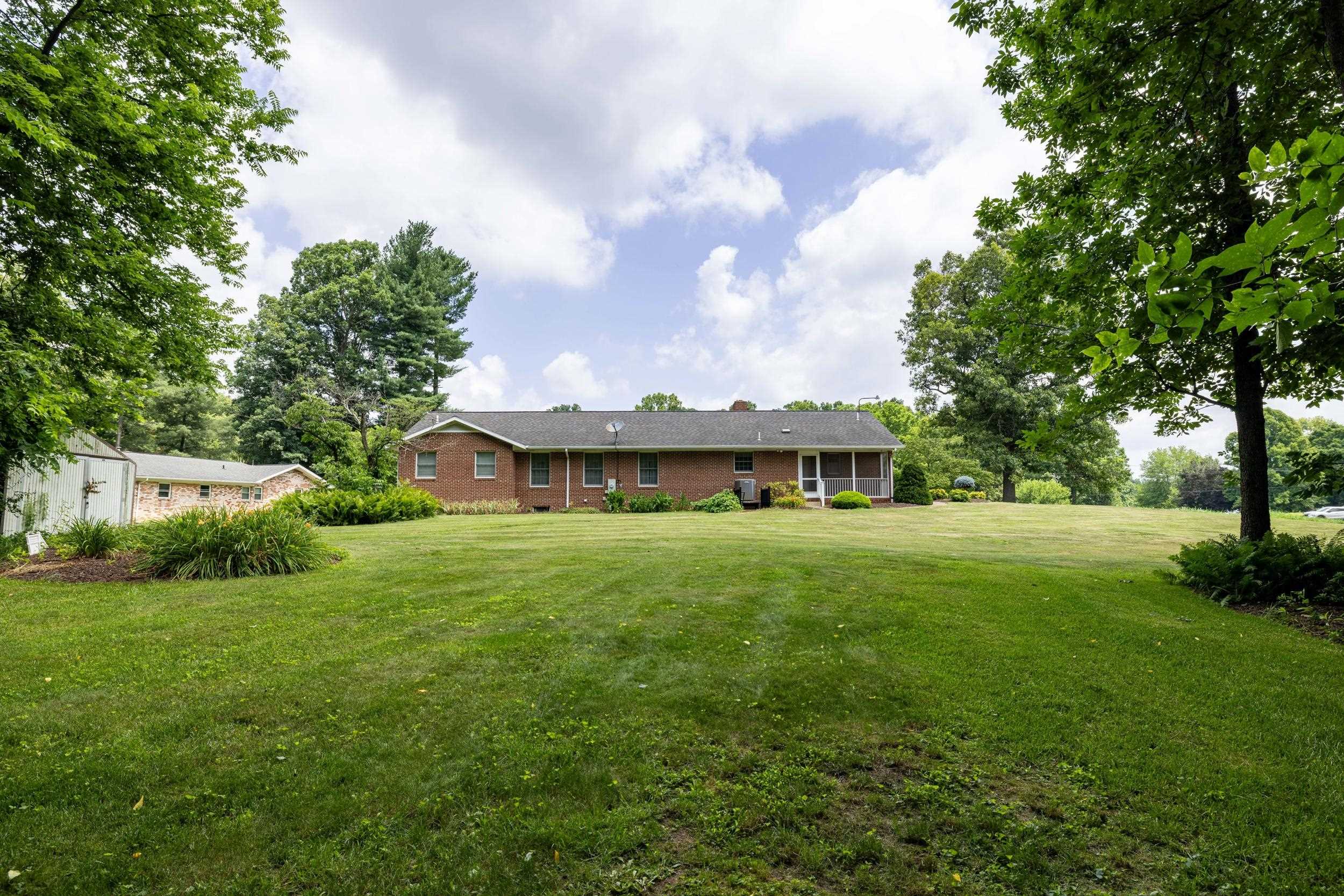 1630 ISLAND FORD RD, ELKTON, Virginia 22827, 3 Bedrooms Bedrooms, ,2 BathroomsBathrooms,Residential,1630 ISLAND FORD RD,679054 MLS # 679054 1630 ISLAND FORD RD, ELKTON, Virginia 22827, 3 Bedrooms Bedrooms, ,2 BathroomsBathrooms,Residential,1630 ISLAND FORD RD,679054 MLS # 679054