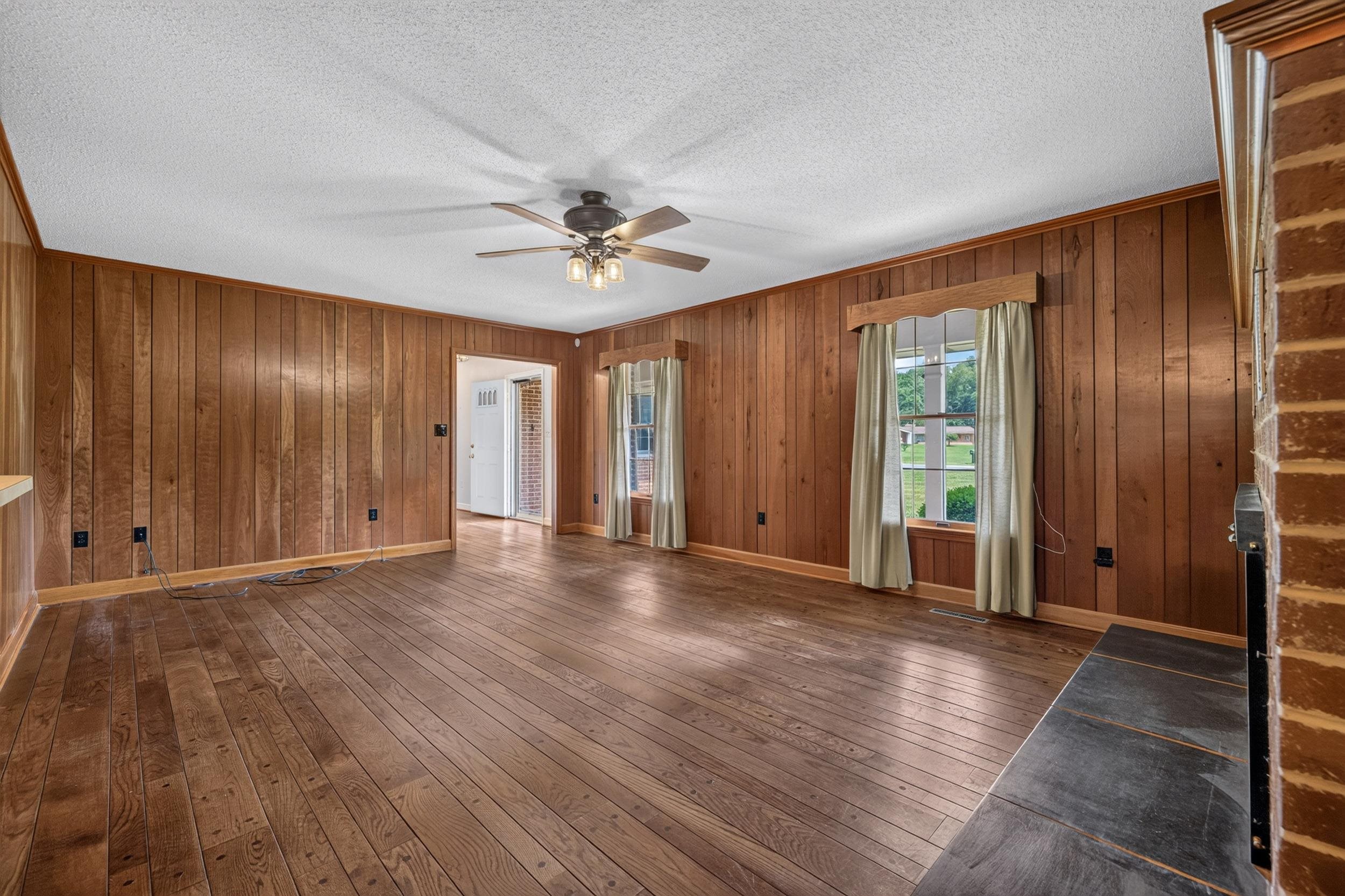 1630 ISLAND FORD RD, ELKTON, Virginia 22827, 3 Bedrooms Bedrooms, ,2 BathroomsBathrooms,Residential,1630 ISLAND FORD RD,679054 MLS # 679054 1630 ISLAND FORD RD, ELKTON, Virginia 22827, 3 Bedrooms Bedrooms, ,2 BathroomsBathrooms,Residential,1630 ISLAND FORD RD,679054 MLS # 679054