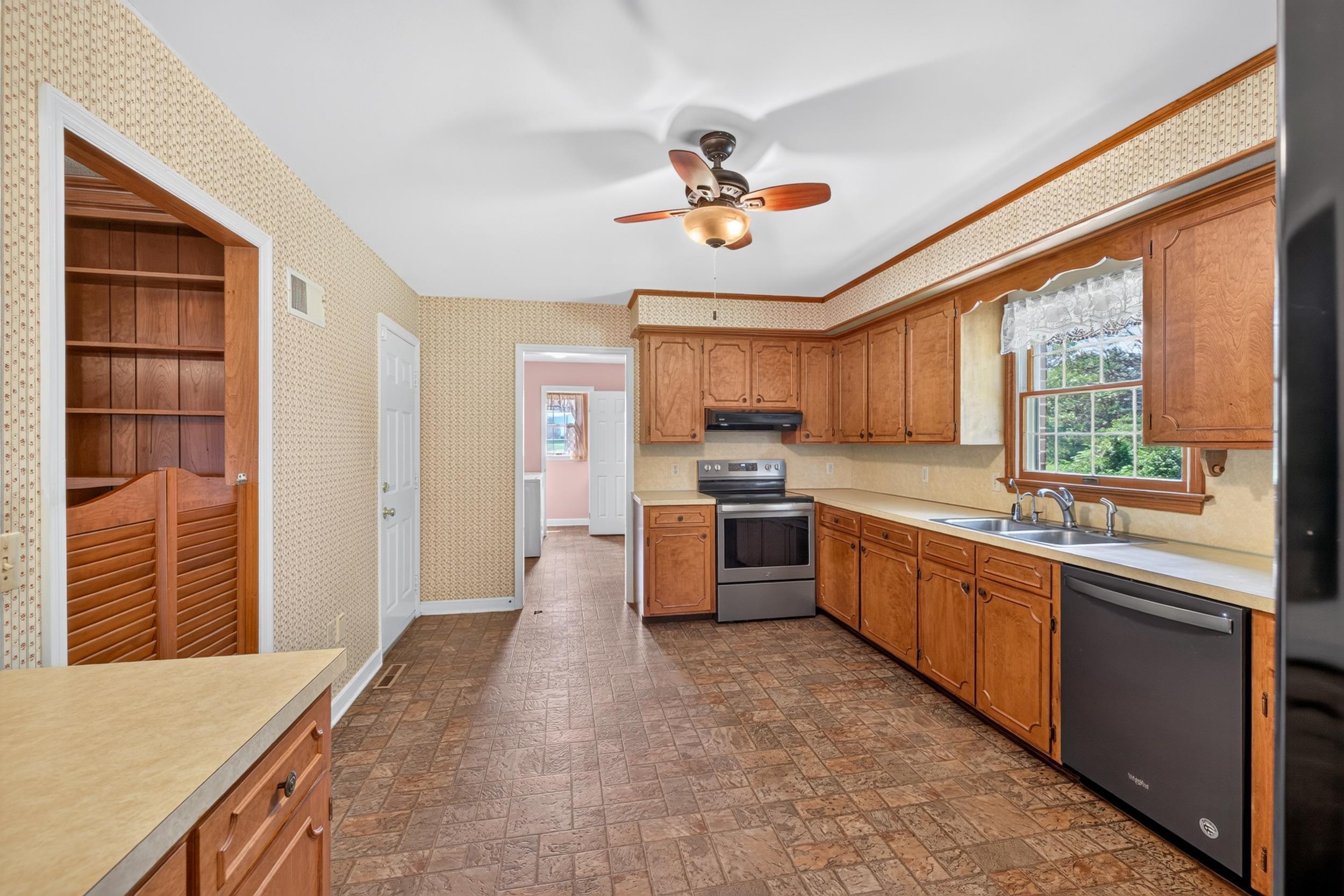 1630 ISLAND FORD RD, ELKTON, Virginia 22827, 3 Bedrooms Bedrooms, ,2 BathroomsBathrooms,Residential,1630 ISLAND FORD RD,679054 MLS # 679054 1630 ISLAND FORD RD, ELKTON, Virginia 22827, 3 Bedrooms Bedrooms, ,2 BathroomsBathrooms,Residential,1630 ISLAND FORD RD,679054 MLS # 679054