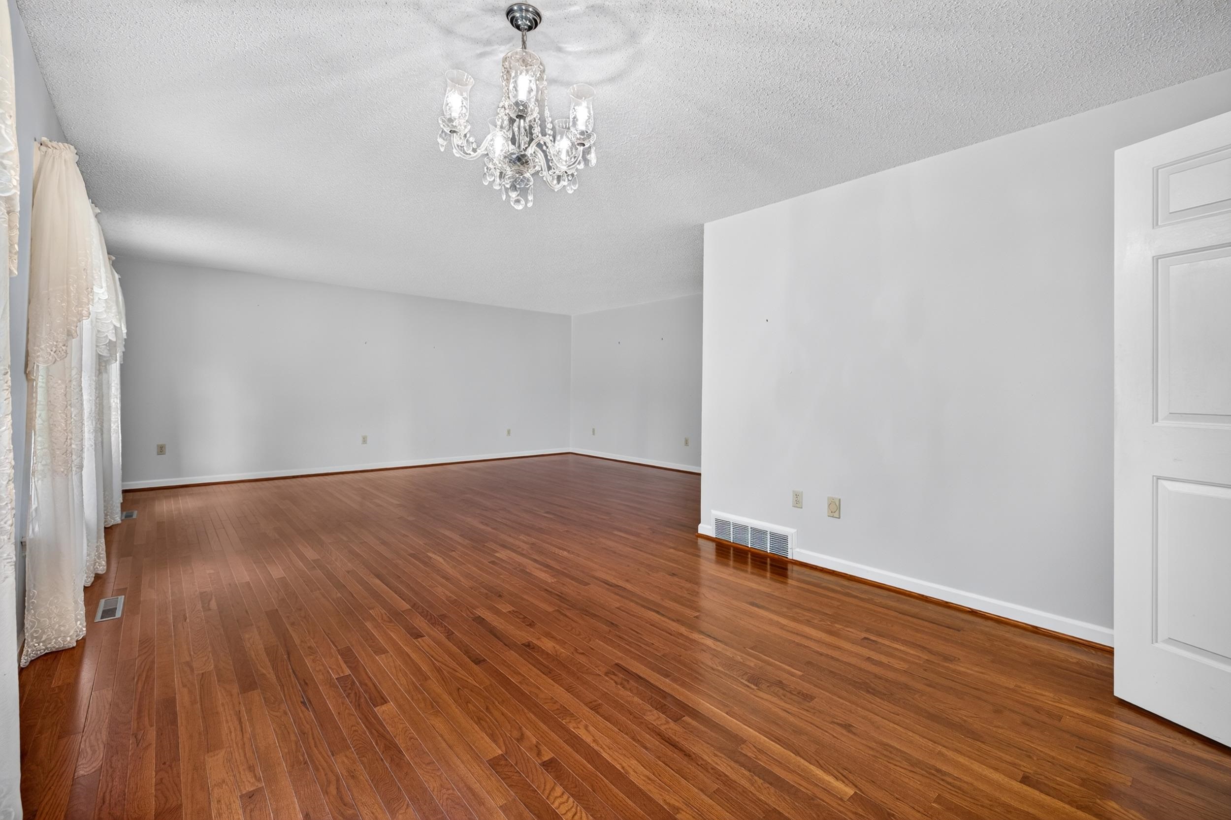 1630 ISLAND FORD RD, ELKTON, Virginia 22827, 3 Bedrooms Bedrooms, ,2 BathroomsBathrooms,Residential,1630 ISLAND FORD RD,679054 MLS # 679054 1630 ISLAND FORD RD, ELKTON, Virginia 22827, 3 Bedrooms Bedrooms, ,2 BathroomsBathrooms,Residential,1630 ISLAND FORD RD,679054 MLS # 679054