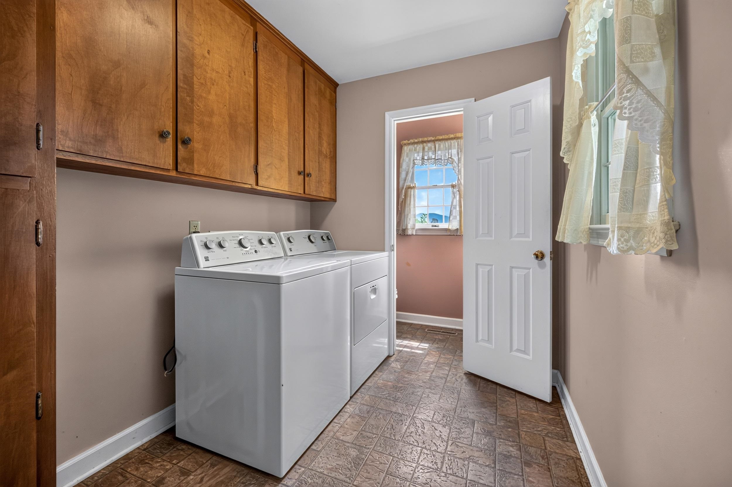 1630 ISLAND FORD RD, ELKTON, Virginia 22827, 3 Bedrooms Bedrooms, ,2 BathroomsBathrooms,Residential,1630 ISLAND FORD RD,679054 MLS # 679054 1630 ISLAND FORD RD, ELKTON, Virginia 22827, 3 Bedrooms Bedrooms, ,2 BathroomsBathrooms,Residential,1630 ISLAND FORD RD,679054 MLS # 679054