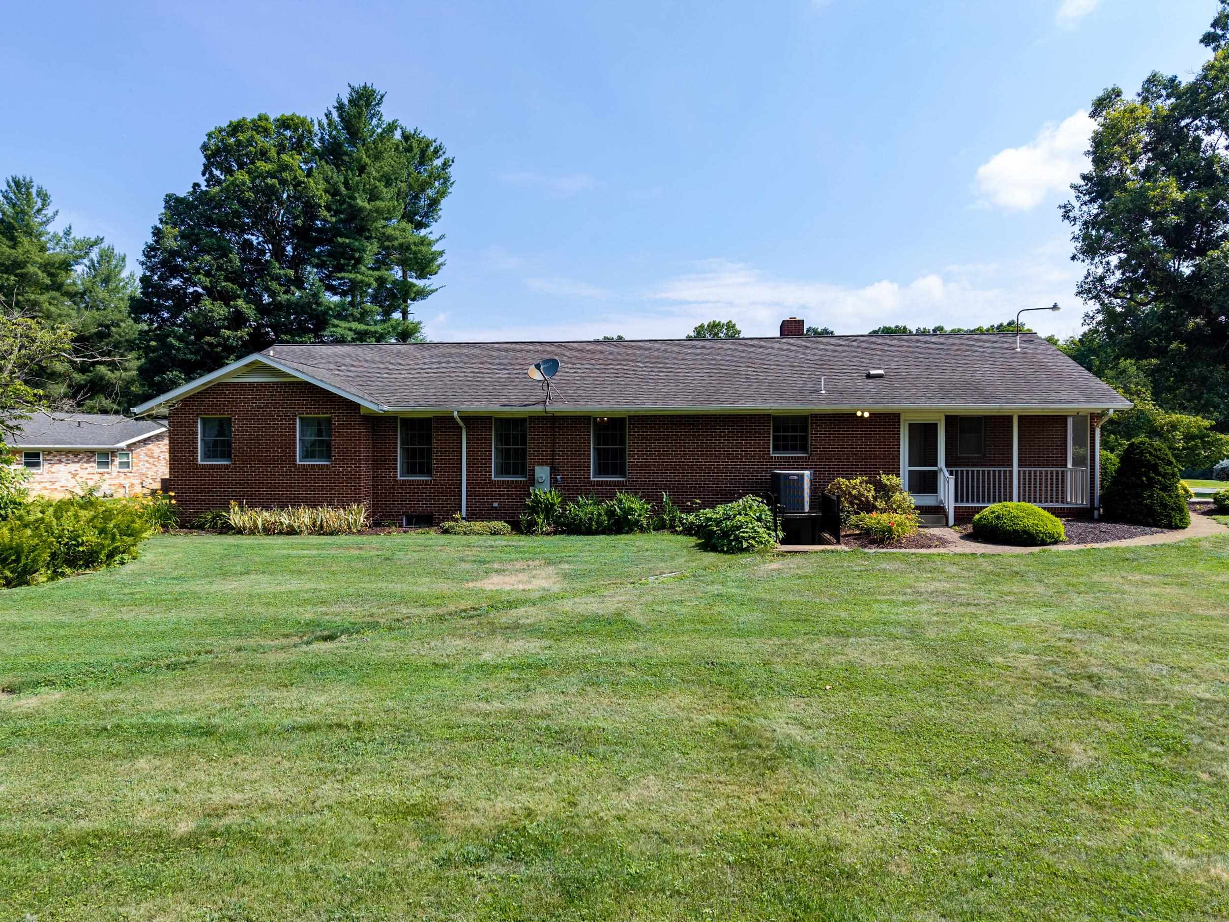 1630 ISLAND FORD RD, ELKTON, Virginia 22827, 3 Bedrooms Bedrooms, ,2 BathroomsBathrooms,Residential,1630 ISLAND FORD RD,679054 MLS # 679054 1630 ISLAND FORD RD, ELKTON, Virginia 22827, 3 Bedrooms Bedrooms, ,2 BathroomsBathrooms,Residential,1630 ISLAND FORD RD,679054 MLS # 679054