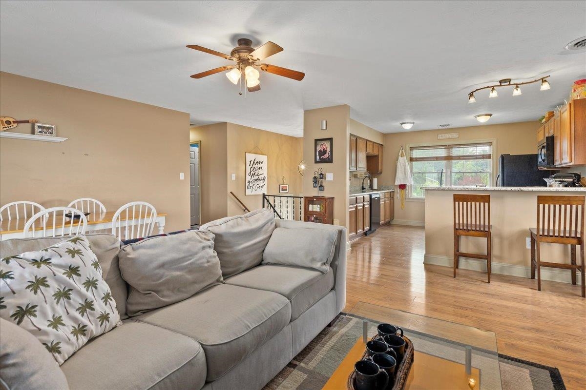 4789 LAWYER RD, MCGAHEYSVILLE, Virginia 22840, 3 Bedrooms Bedrooms, ,1 BathroomBathrooms,Residential,4789 LAWYER RD,679061 MLS # 679061 4789 LAWYER RD, MCGAHEYSVILLE, Virginia 22840, 3 Bedrooms Bedrooms, ,1 BathroomBathrooms,Residential,4789 LAWYER RD,679061 MLS # 679061